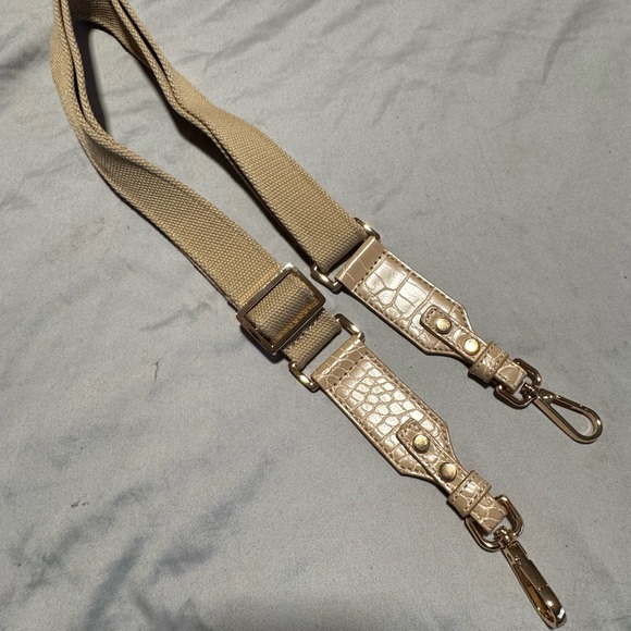 Jon’s Utility Crossbag by Ideal of Sweden - Picture 15 of 16